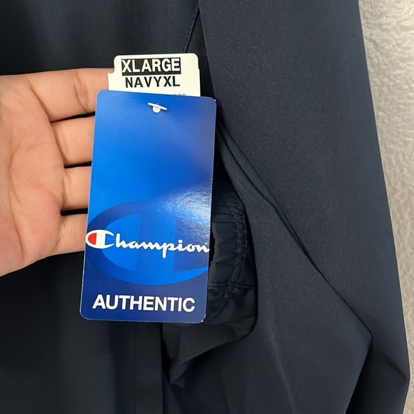 Champion Men’s Performance Light Weight Jacket NWT XL Navy Blue - Picture 9 of 12